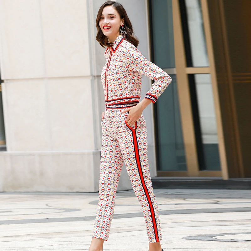 Xiaomoli Camiseta de manga corta informal para mujer con trajes de moda de verano y elegantes pantalones largos de impresió