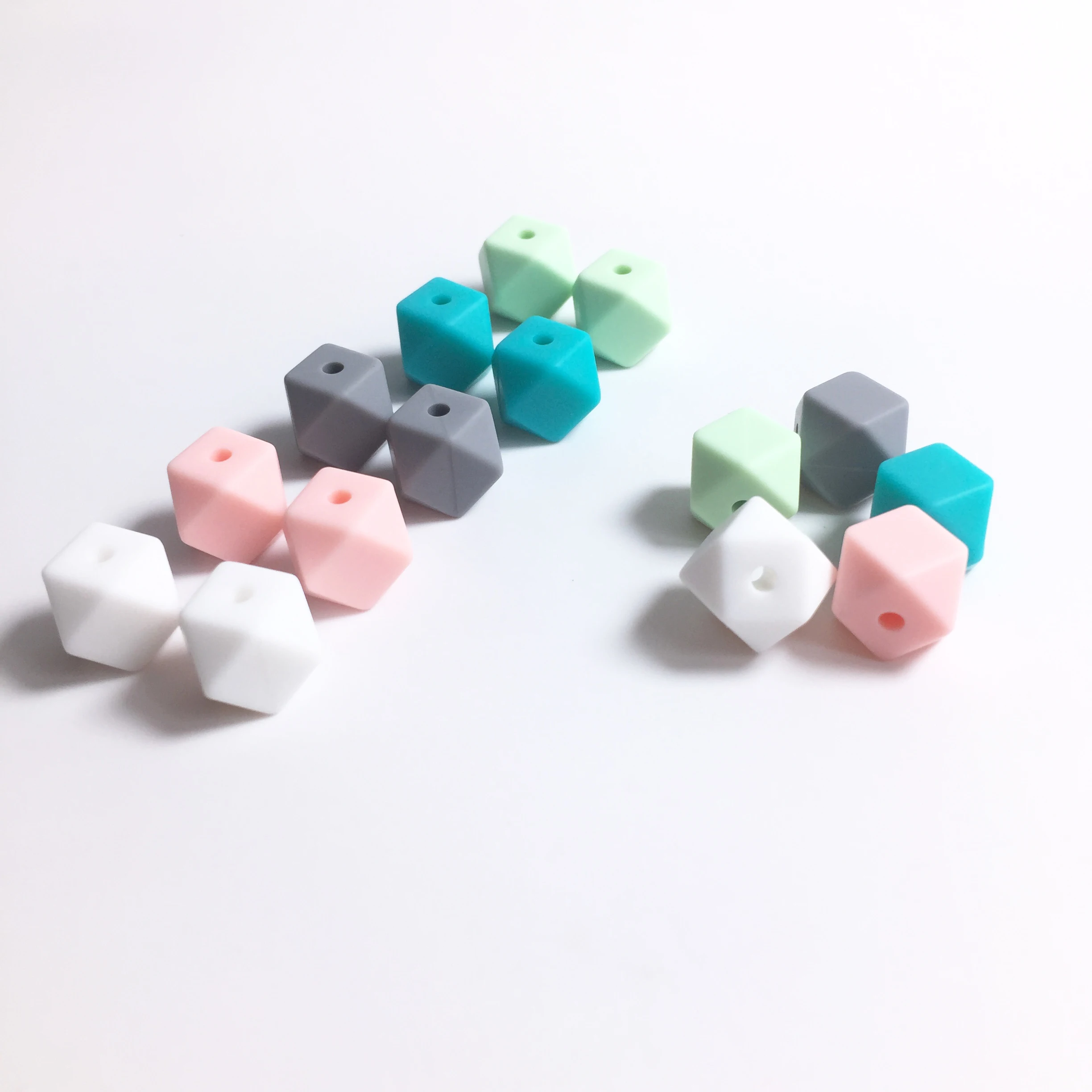 

100pc Hexagon Candy Silicone Beads Teething 13mm Silicone Beads Geometric Necklace Bead Diy Chewable Silicona Denticion Jewelry