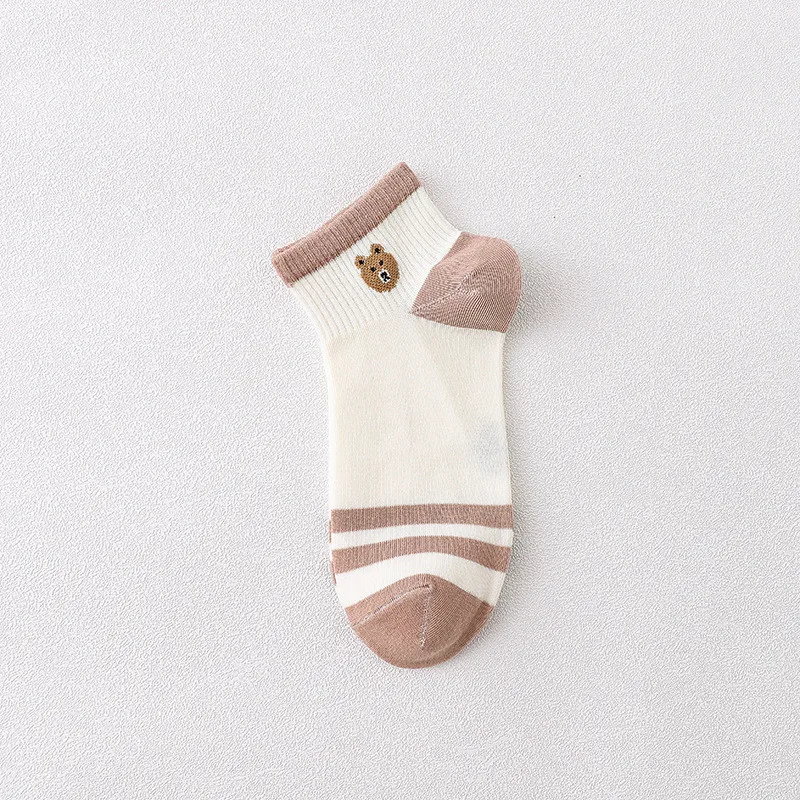 

4 Pairs Women Comfortable Stripe Cotton Candy Color Short Socks Female Slippers Casual Ankle Socks High Quality New Fashion
