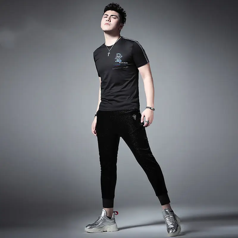 

2021 new men's summer round neck short sleeve T-shirt men's ice silk hot drill T-shirt breathable top