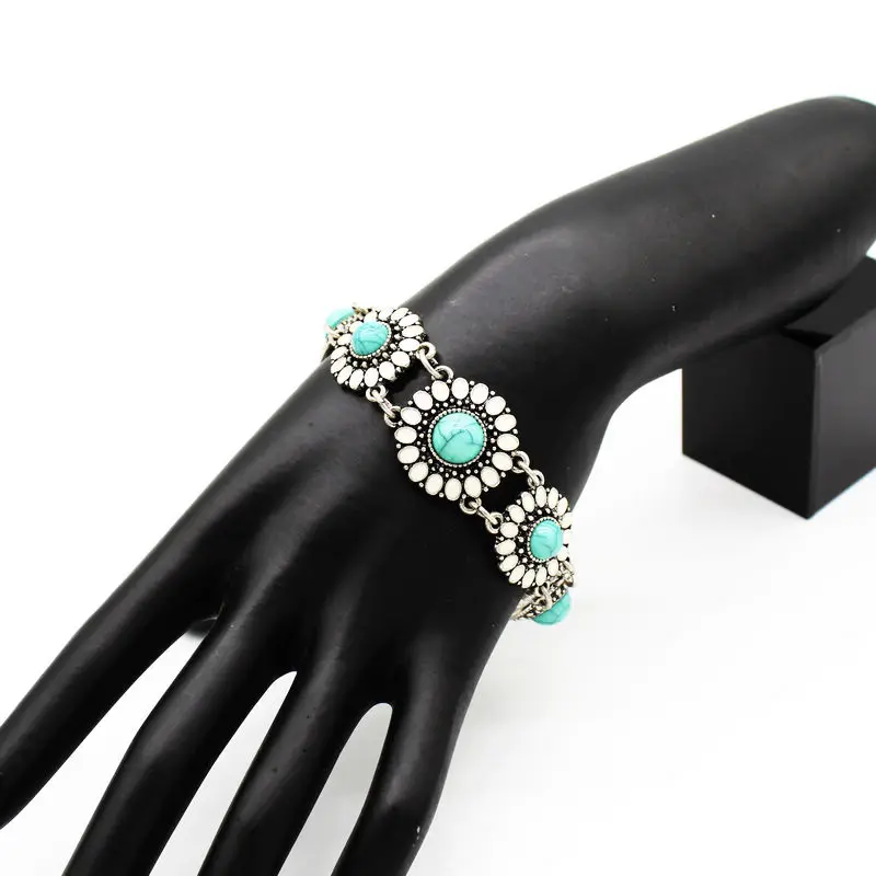 

Antique Flowers Bohemia Charm Chain Bracelets For Women Green Stone Beaded Metal Boho Alloy Bracelets Fashion Jewelry Pulseira