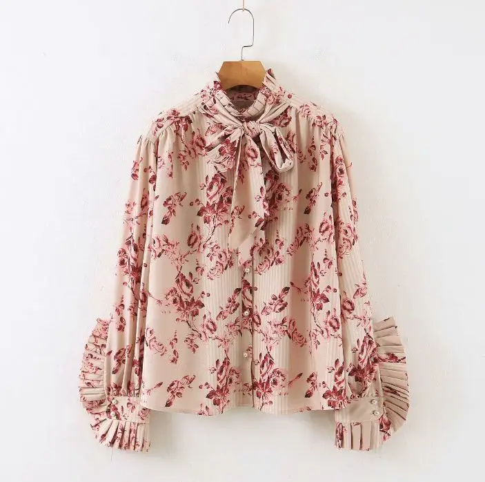 Блузка женская с цветочным принтом и бантом осень 2020| |
