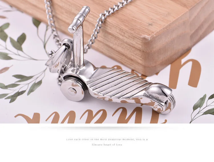 

Polished stainless steel silver scooter pendant pendant personalized toy gifts for children and adults