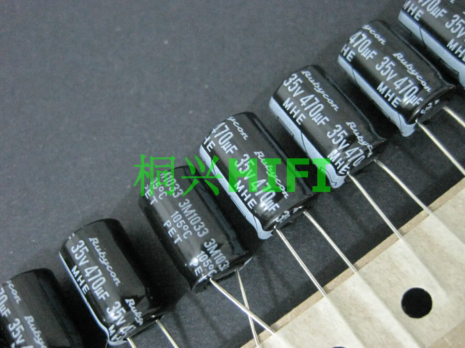 20 шт. электролитический конденсатор RUBYCON MHE 35 в 470 мкФ 10x16 мм серии mhe 105 Ф горячая