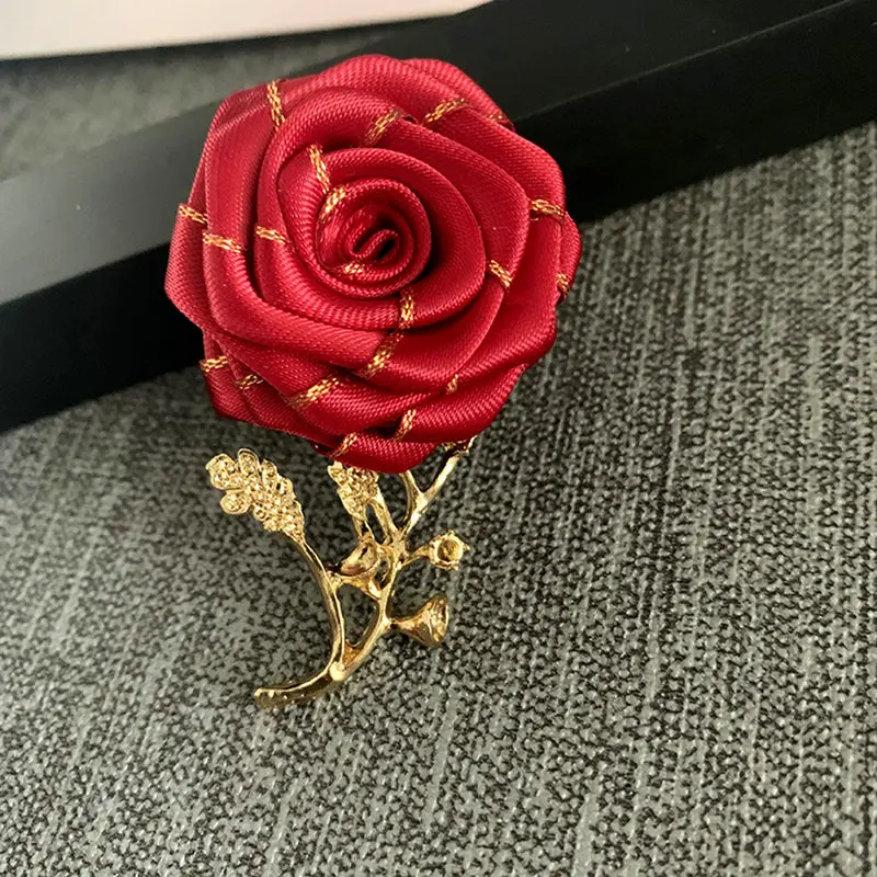 

Мужской/женский галстук, магнитная брошь из золотого сплава, для свадебных костюмов, броши в форме цветка розы, со стразами для корсажа
