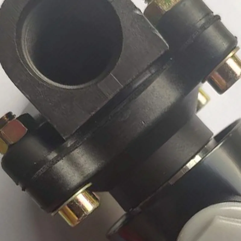 

2W-160-15=4 Points=DN15=1/2 AC220V Plastic Solenoid Valve PVC Plastic Solenoid Valve
