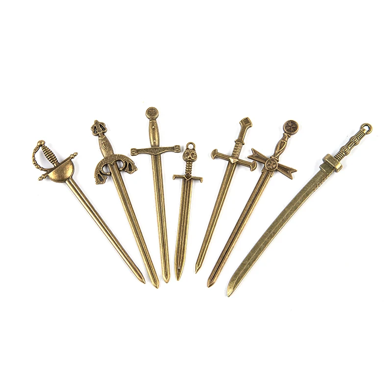 

7Pcs Alloy Antique Knight Sword Charms for Jewelry Making DIY Handmade Weapons Pendant Кулон с рыцарской саблей