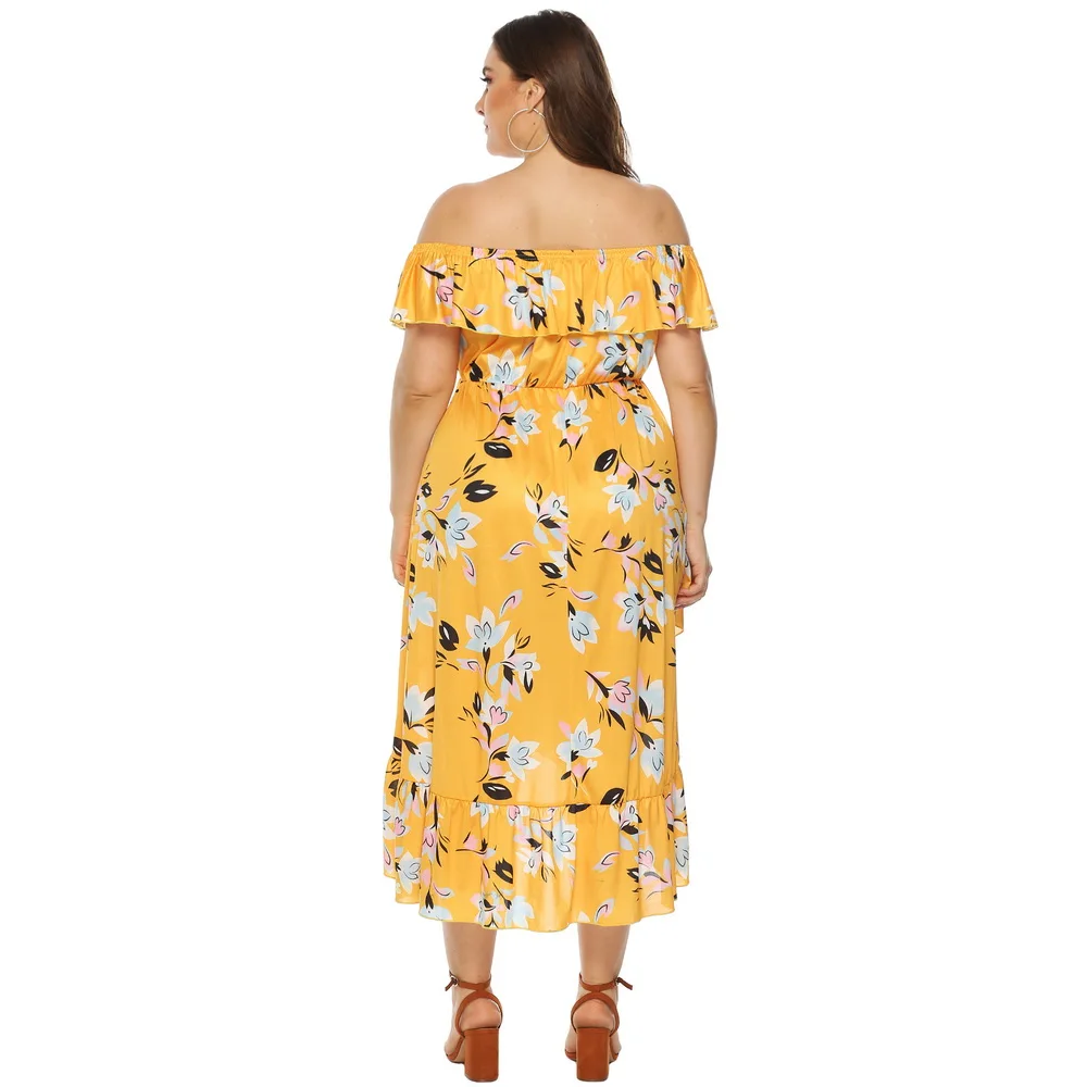 Женское летнее платье с принтом открытыми плечами и оборками размера плюс