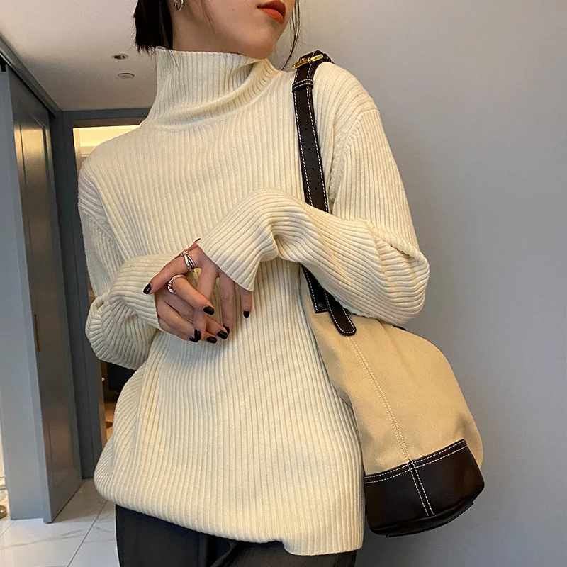 

Imitation rabbit velvet small high neck knitted sweater