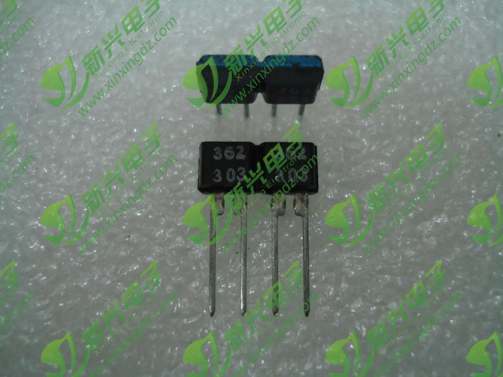 

New KV1236Z KV1236 to-92-4 for Tun 22.5-30.5pF 100mW 20v 26pF 5pcs/lot