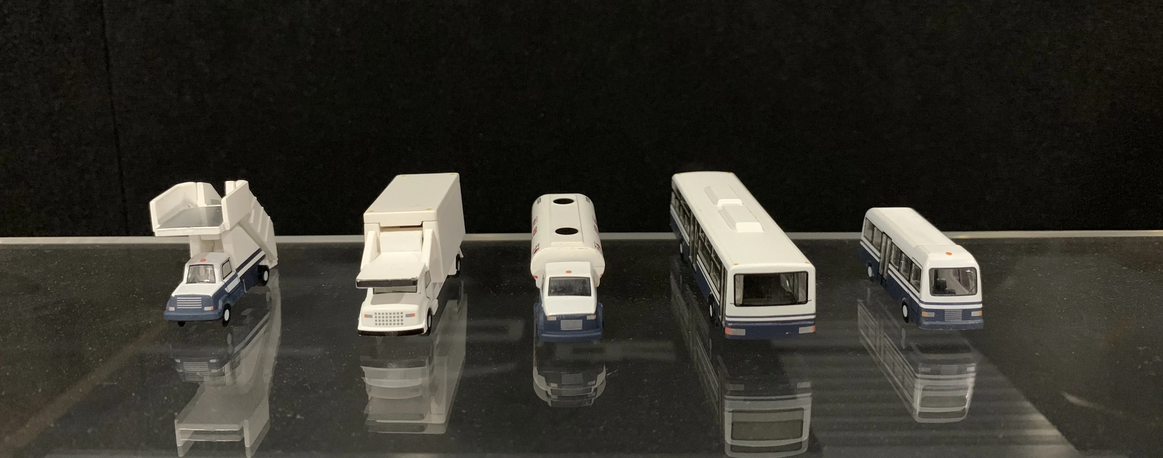 Модель модели самолета GJ200 в масштабе 1/200 | Игрушки и хобби