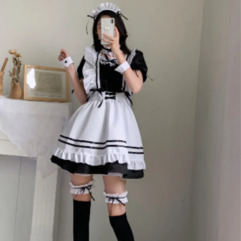 

Halloween costume for Women Maid Outfit Anime Long Dress Black and White Apron Dress Lolita Dresses Costume Cosplay Costumes