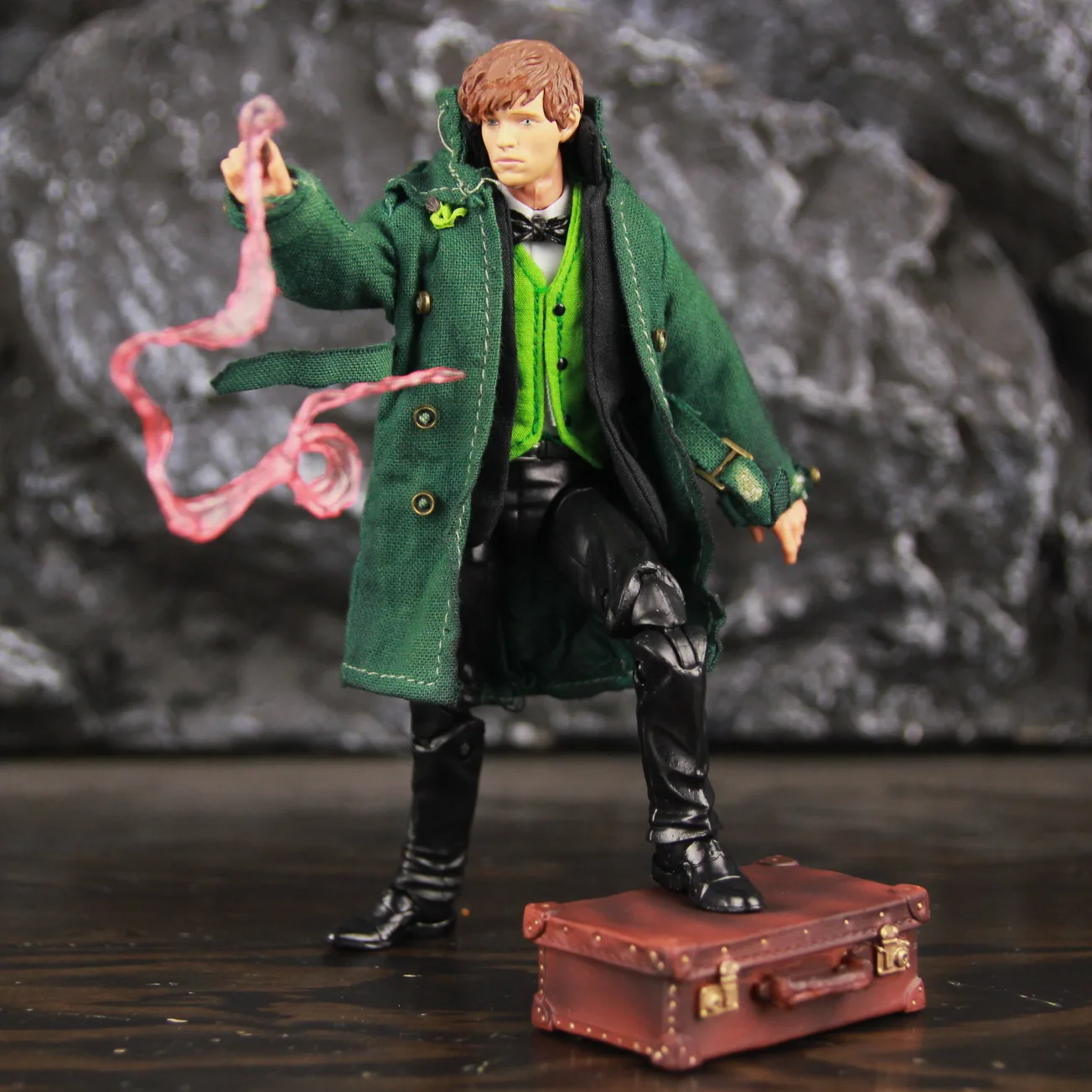 Экшн-фигурка Newt Scamander 6 дюймов фильм Фантастические твари где их найти кукла
