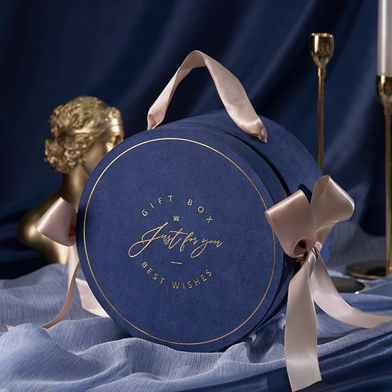 

Romantic Round Velvet Box Baby Birthday Party Favor Packaging Gifts Box Wedding Gift Packing Box with Portable Ribbon