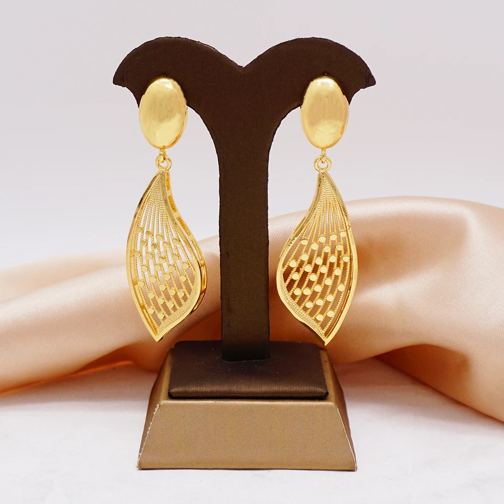 

Роскошные модные Необычные Подвесные серьги для женщин, модные очаровательные эффектные ювелирные изделия, свадебные серьги для женщин 2021