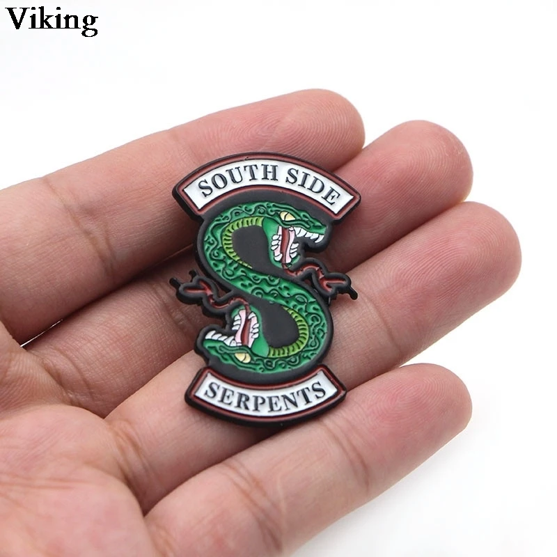 

TV Show Badge Enamel Lapel Pins Cool Brooches Metal Badges Backpack Pin Hat Pins Tie Pin Brooches For Women Men G0517