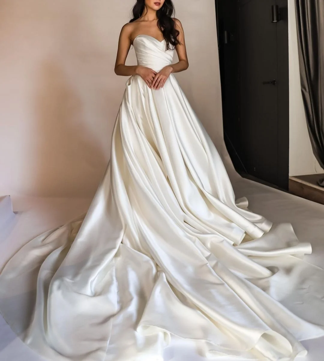 Long Satin Pocket Wedding Dress Sleeveless A-line Bra Tulle Back Women's Wedding Dress sue mackay surgeon in a wedding dress