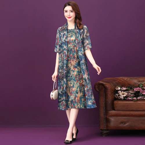 Новинка лета-осени 2021 Стильное женское платье с рукавом в пять минут и разбитыми