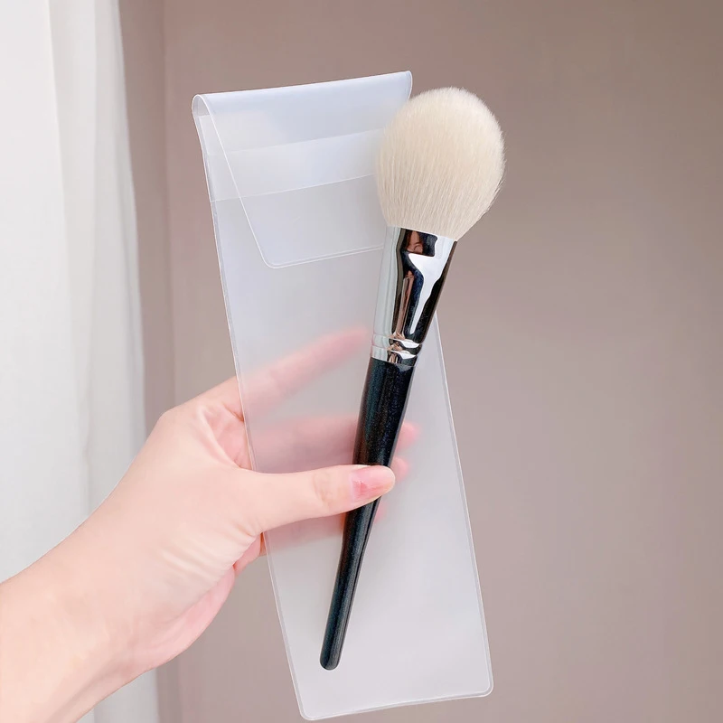 

European Vintage High Quality Makeup Brushes Natural Ebony Handle Goat Hair Powder Foundation Blush Brush Beauty Cosmetic Tools