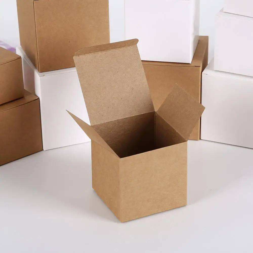 

50pcs kraft paper packaging box Black/White/Kraft Paper Square Candy Box Wedding Party Favor Gift Box Black Paeprcardboard Box