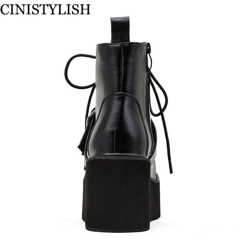 Женские ботинки на платформе с резиновой застежкой-молнией | Обувь