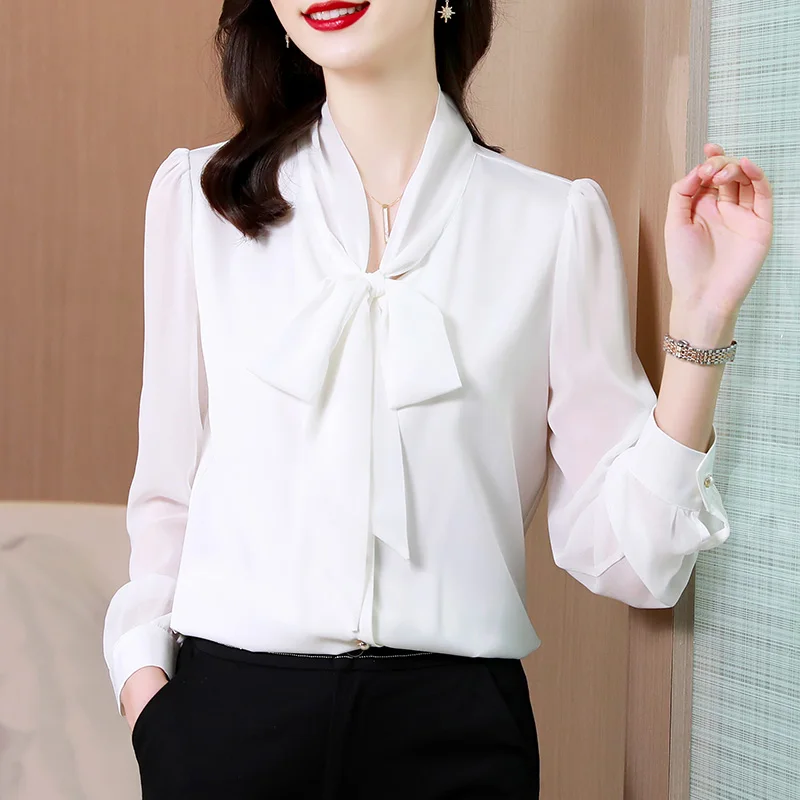 

Shirts & Blouses