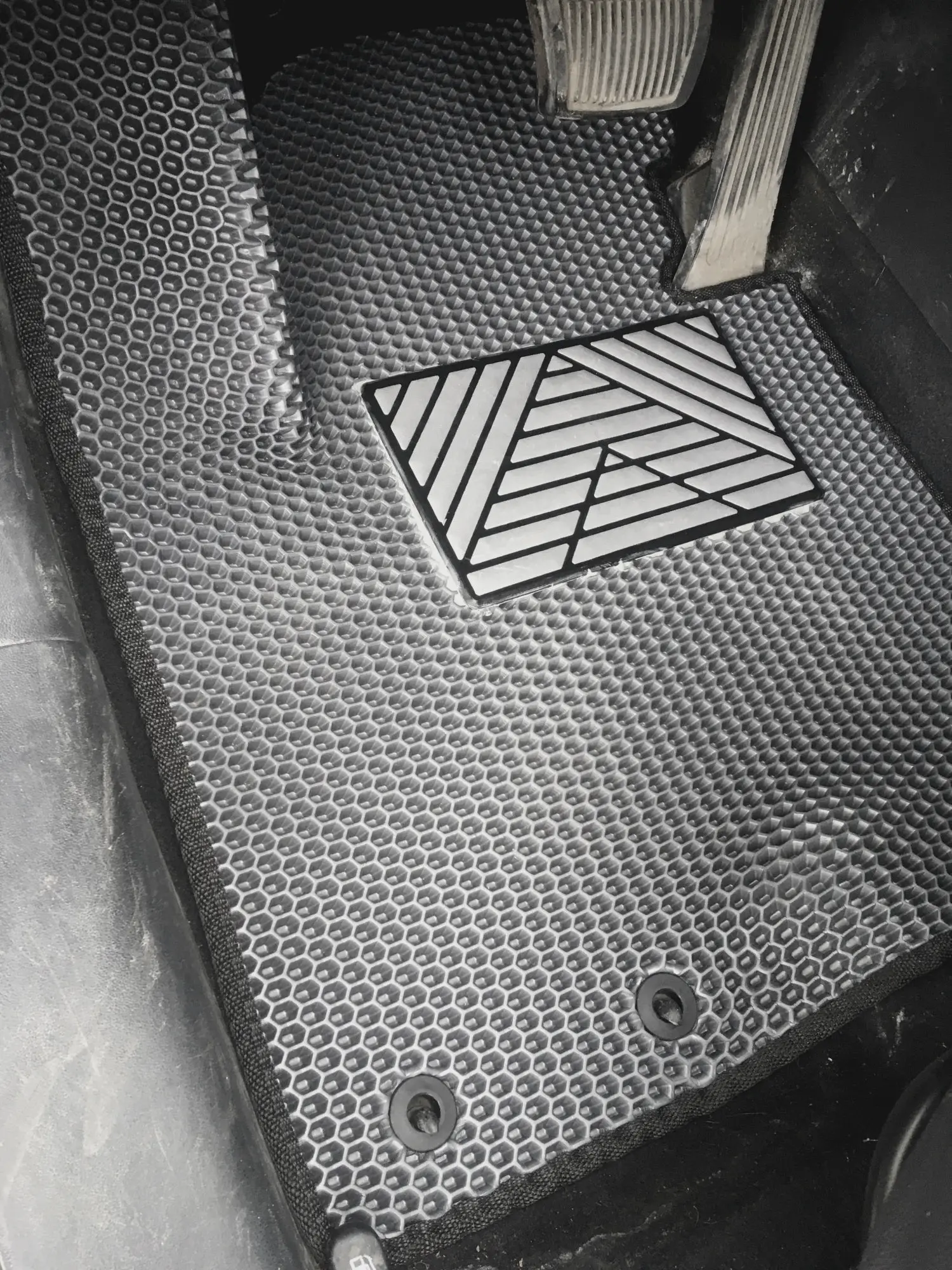 Подпятник для Коврики ковры соты eva ева пена и ворсовых ячейки металлический