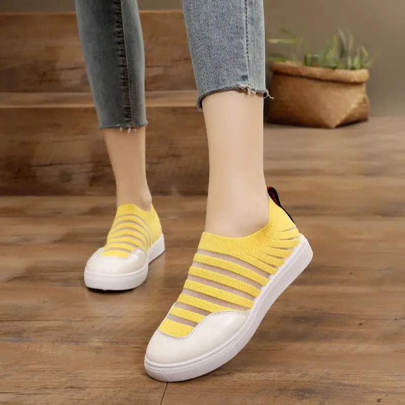 

Wild breathable sports shoes women spring and autumn trend ulzzang knitted single shoes 2020 new one pedal ins tide