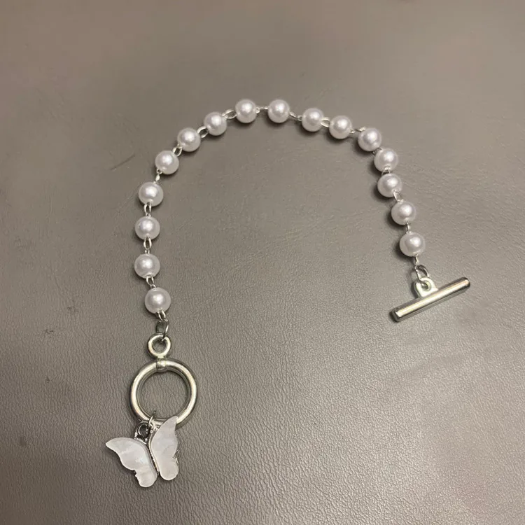 

Fashion Butterfly Pendant retro ot buckle Pearl Bracelet personalized women's jewelry daily matching hand decoration