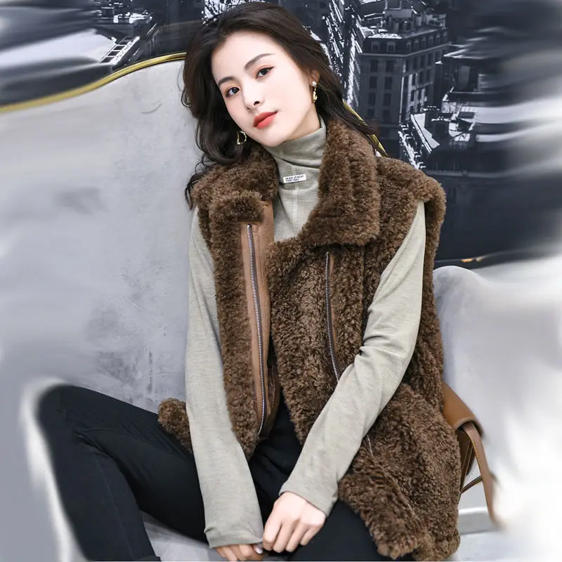 

2021 Winter Autumn Women Thick Imitation Lambs Wool Vest Lady Solid Warm Loose Zipper Pockets Gilet Female Sleeveless Vest T186