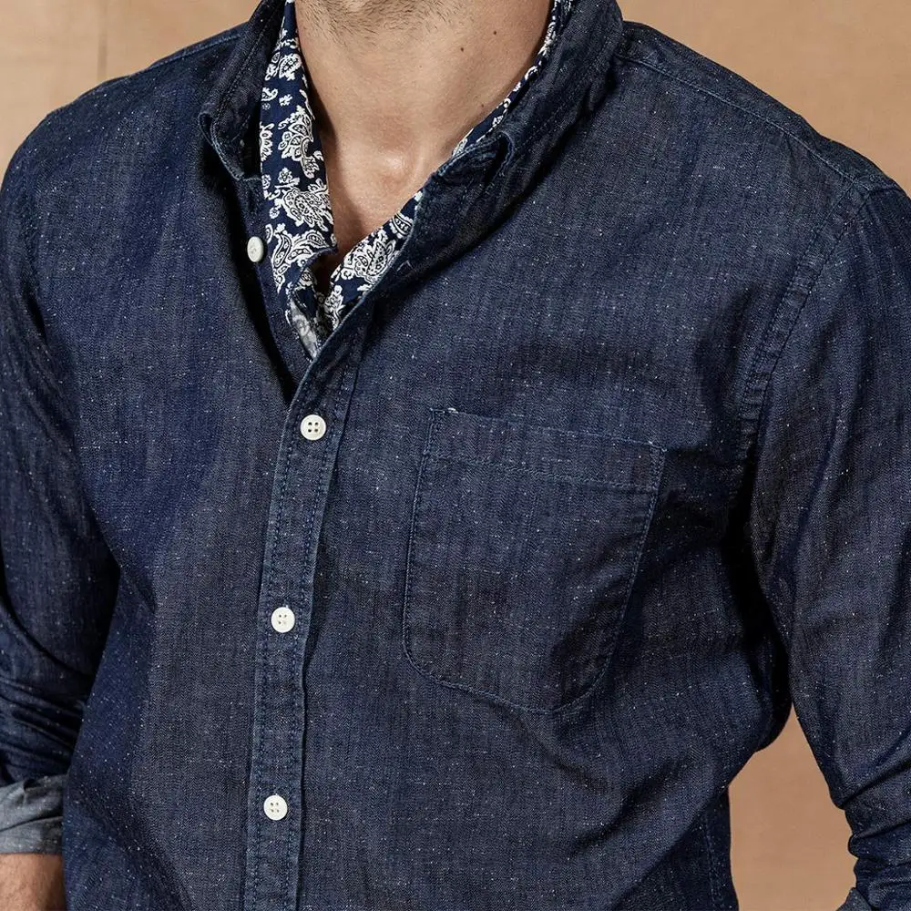 Мужская джинсовая рубашка SIMWOOOD темно синяя в горошек со съемным шарфом весна