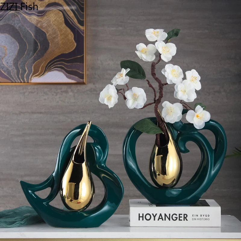

Creative Heart Shaped Ceramic Vases Golden Drop Shaped Flower Arrangement Hollow Porcelain Vase Flower Insert Modern Home Decor