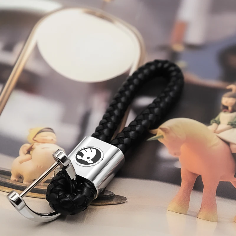 

Car woven keychain leather thread keychain SKODA-logo car pendant creative gift horseshoe buckle key ring