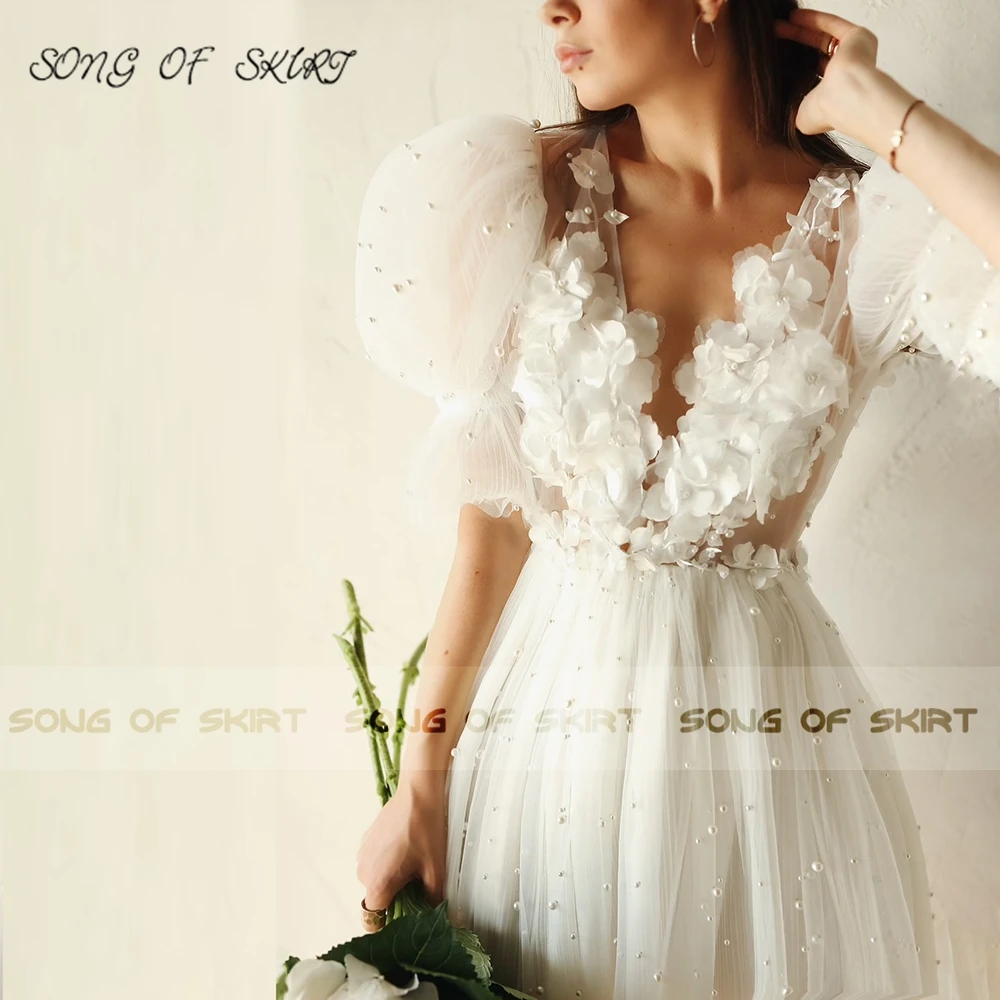 Женское коктейльное платье с буффами на рукавах | Свадьбы и торжества