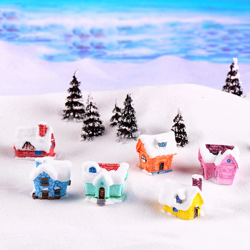 

1 PCS Creative European Style Christmas House Creative Resin Craft Gift Candy Color Villa Snow Cake Decoration Christmas