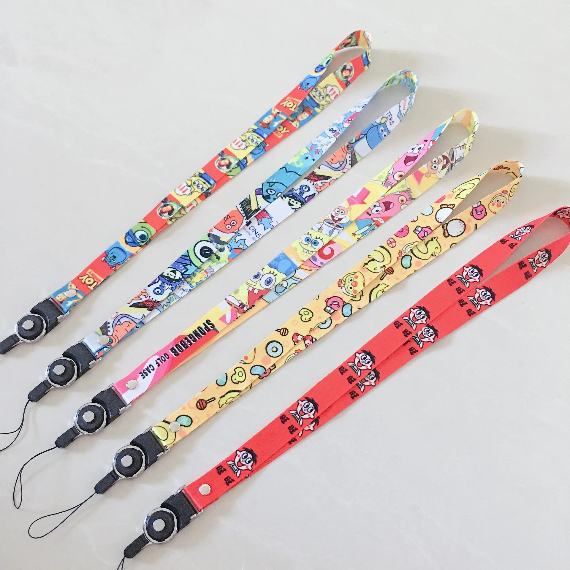 

Wholesale Fashion Sports Brand Mobile Phone Lanyards/keychains/certificates/neckbands and Many Varieties Are Welcome to Consult
