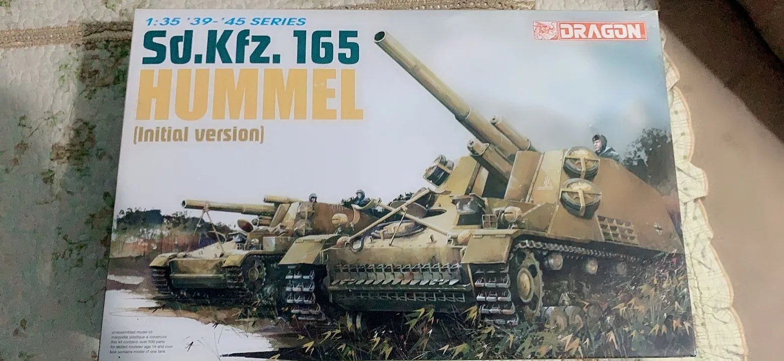

DRAGON 6150 1/35 Sd.Kfz. Набор пластиковых моделей начальной версии HUMMEL 165