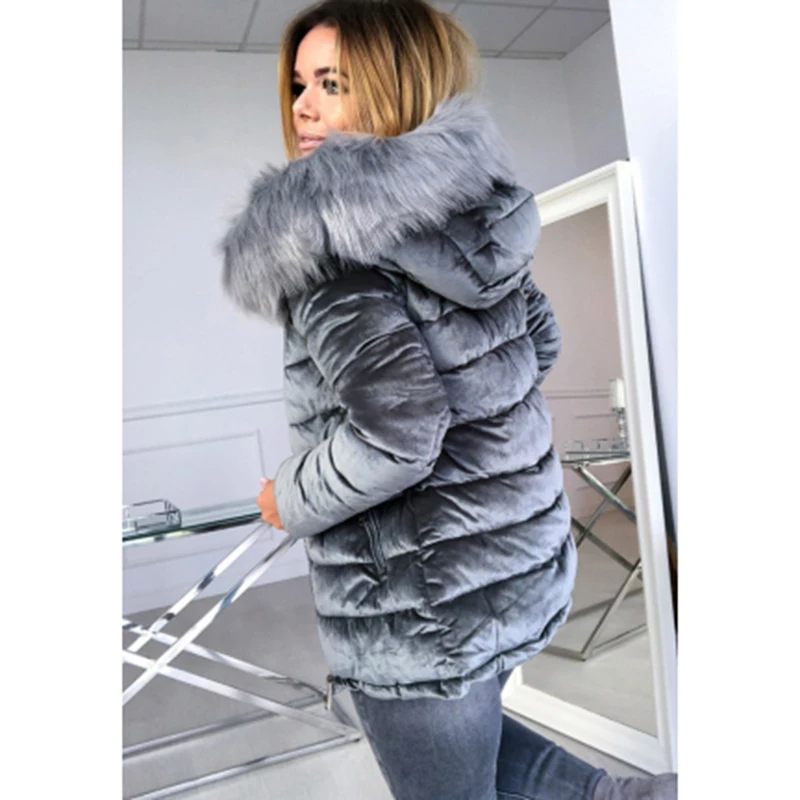 Теплое однотонное розовое зимнее пальто с меховым воротником Женская Стеганая