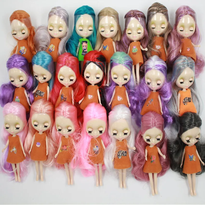 Мини Blyth кукольные 10 см BJD нормального телосложения кукла случайных платье может