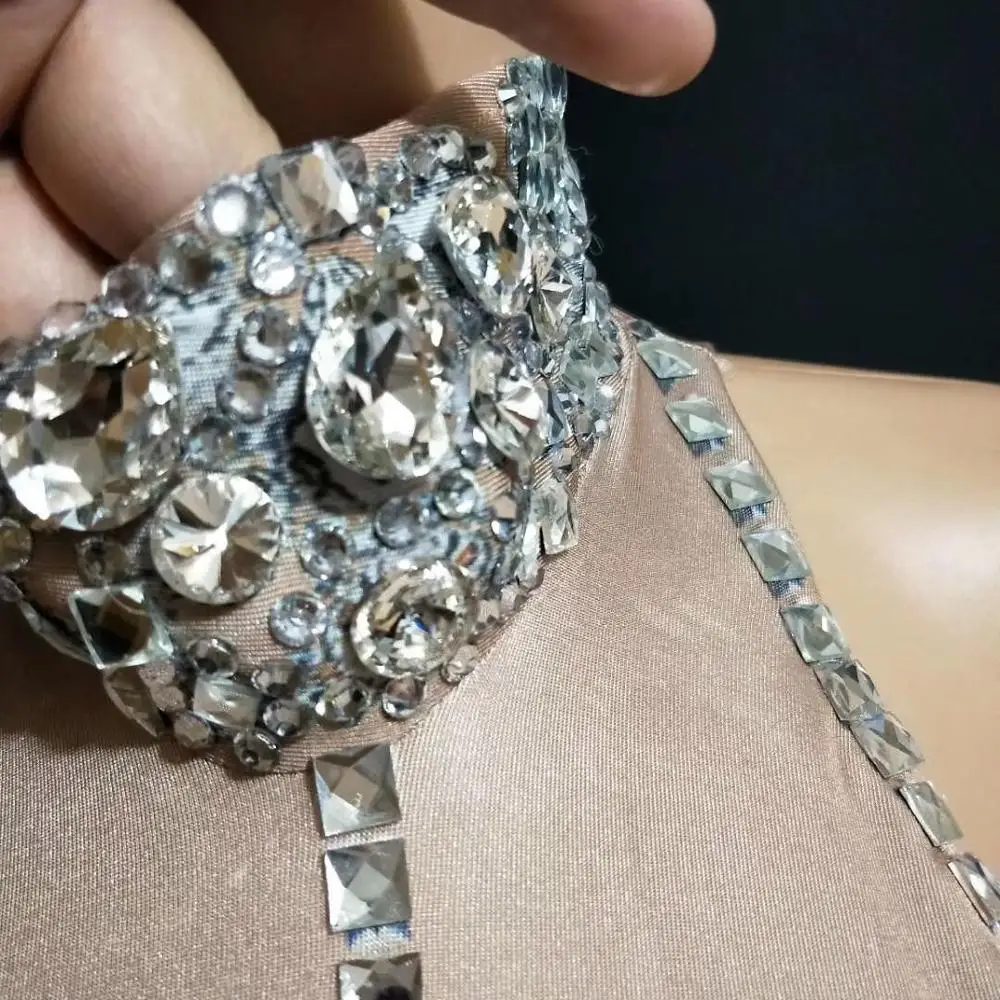 Женское Сексуальное Серебряное платье стразы большого размера стрейчевое без