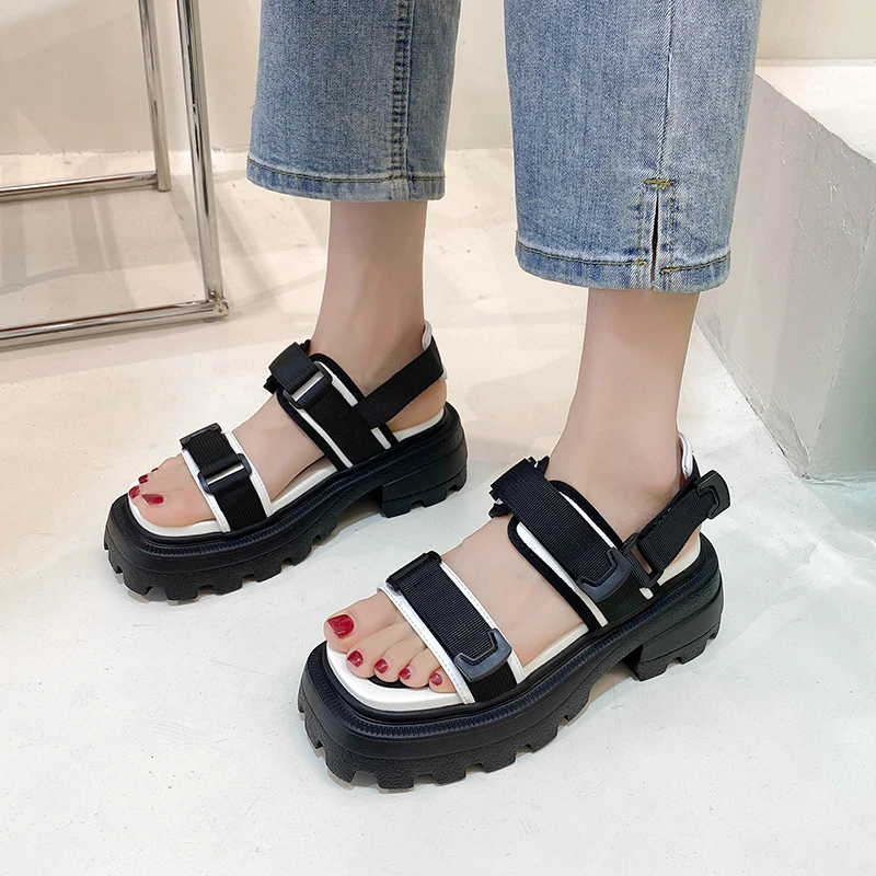 

2021 New Women Sandals Platform Increased High Quality Convenient Velcro Trendy Color Matching Design Vacation Casual Girl Shoes