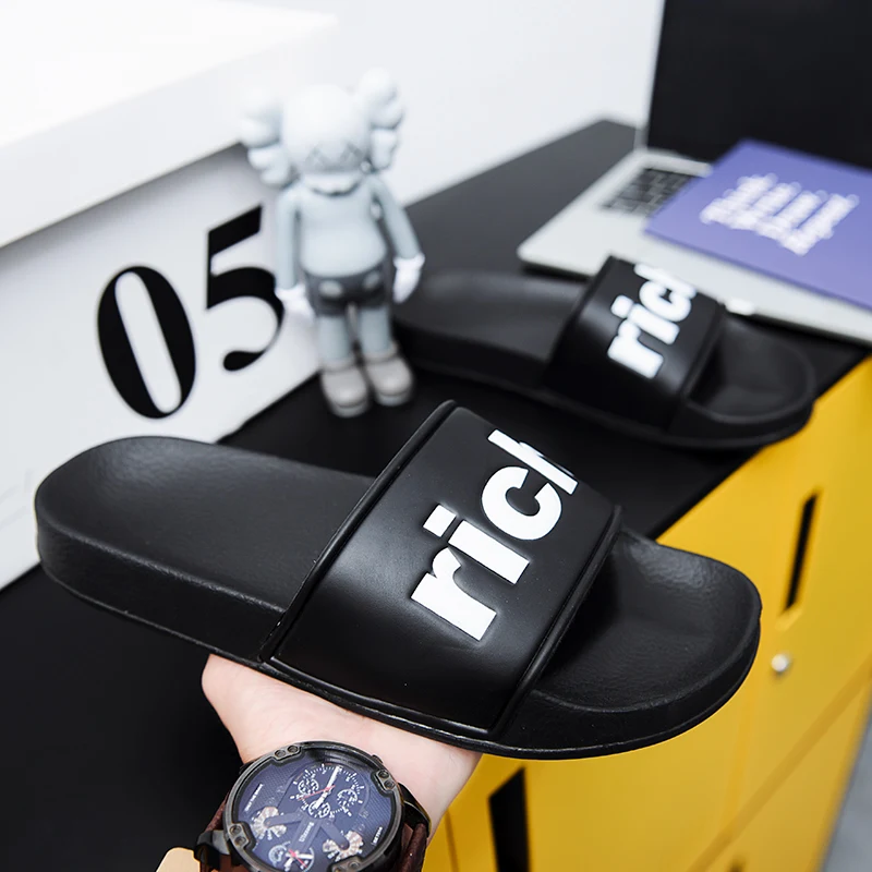 

Men Casual Shoes Breathable Slippers Wear-resistant Soft Sandy Beach Simplicity Sandals Casual Men Non-slip Fashion Thick Bottom