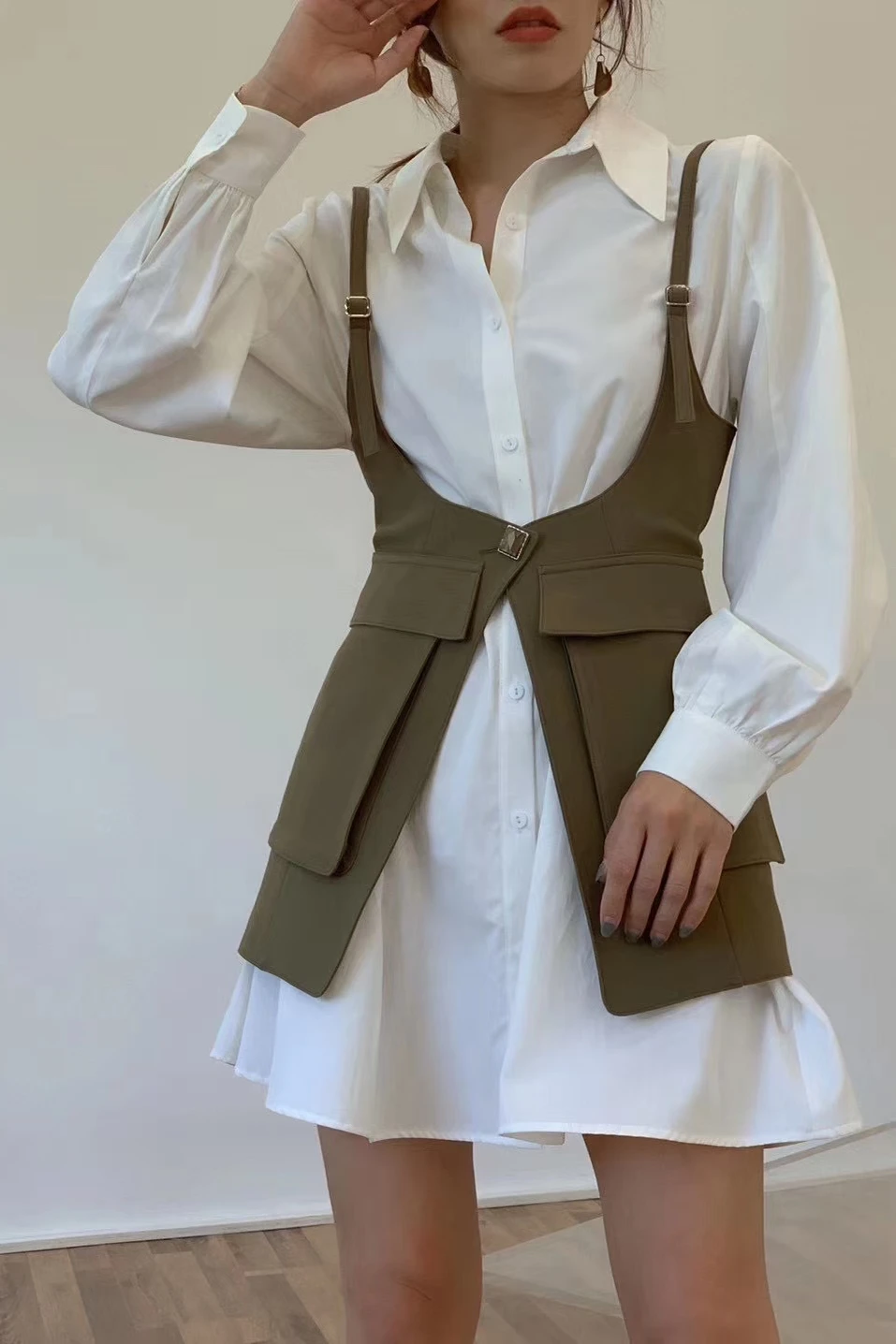 

[DEAT] Lapel Collar Long Sleeve Solid Mini Length Dress Gray Vest Two Piece Set For Women Mall Goth 2021 Spring Summer GX1033