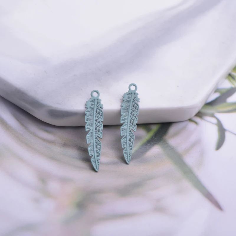 100pcs AC7255 5*21mm Filigree Small Feather Charms Brass Feathers Earring component Jewellery Supplies | Украшения и аксессуары