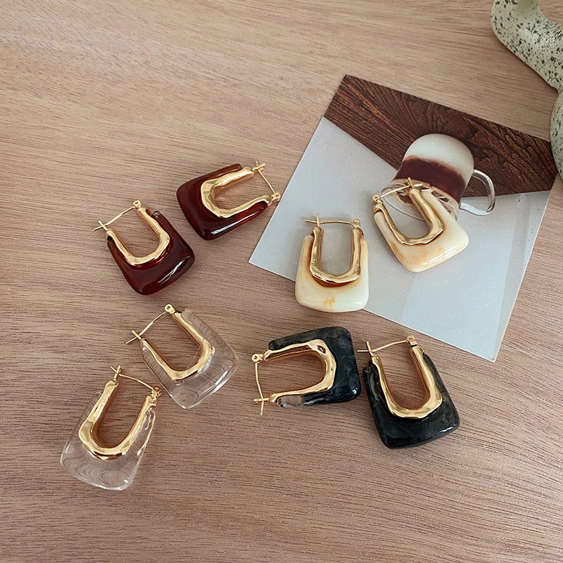 

Новинка Модные прозрачные серьги-кольца из смолы для женщин и девушек геометрические металлические акриловые серьги неправильной формы юв...