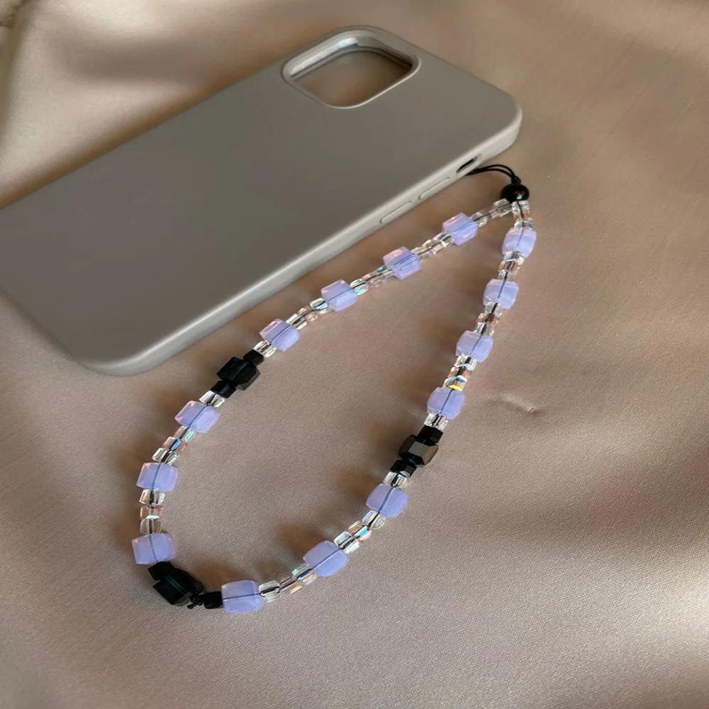 Designer original mobile phone chain protein crystal beads lanyard ladies mobile phone chain with pendant factory direct sales