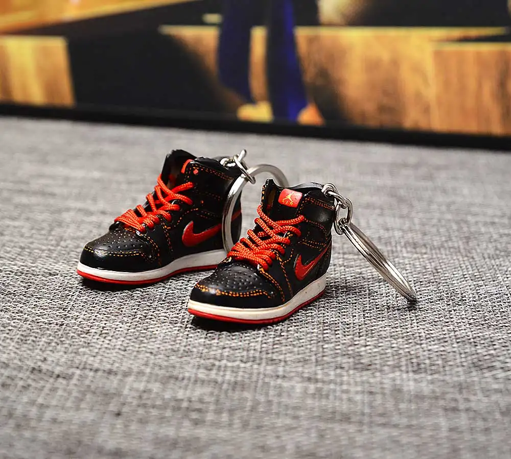 a pair w metal ring Дропшиппинг тапки обуви брелок 1 3D мини-кроссовки "OW CHICAGO" Спортивная обувь тапки брелки - Цвет: a pair w metal ring