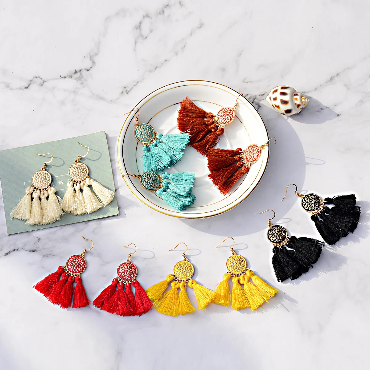 2020 Модные Разноцветные этнические висячие серьги в стиле бохо с кисточками