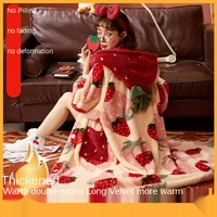Nightdress Women's Hooded Autumn and Winter Warmth and Thickening Pajamas, Wearing Sweet Strawberry Flannel Robe and Bathrobe