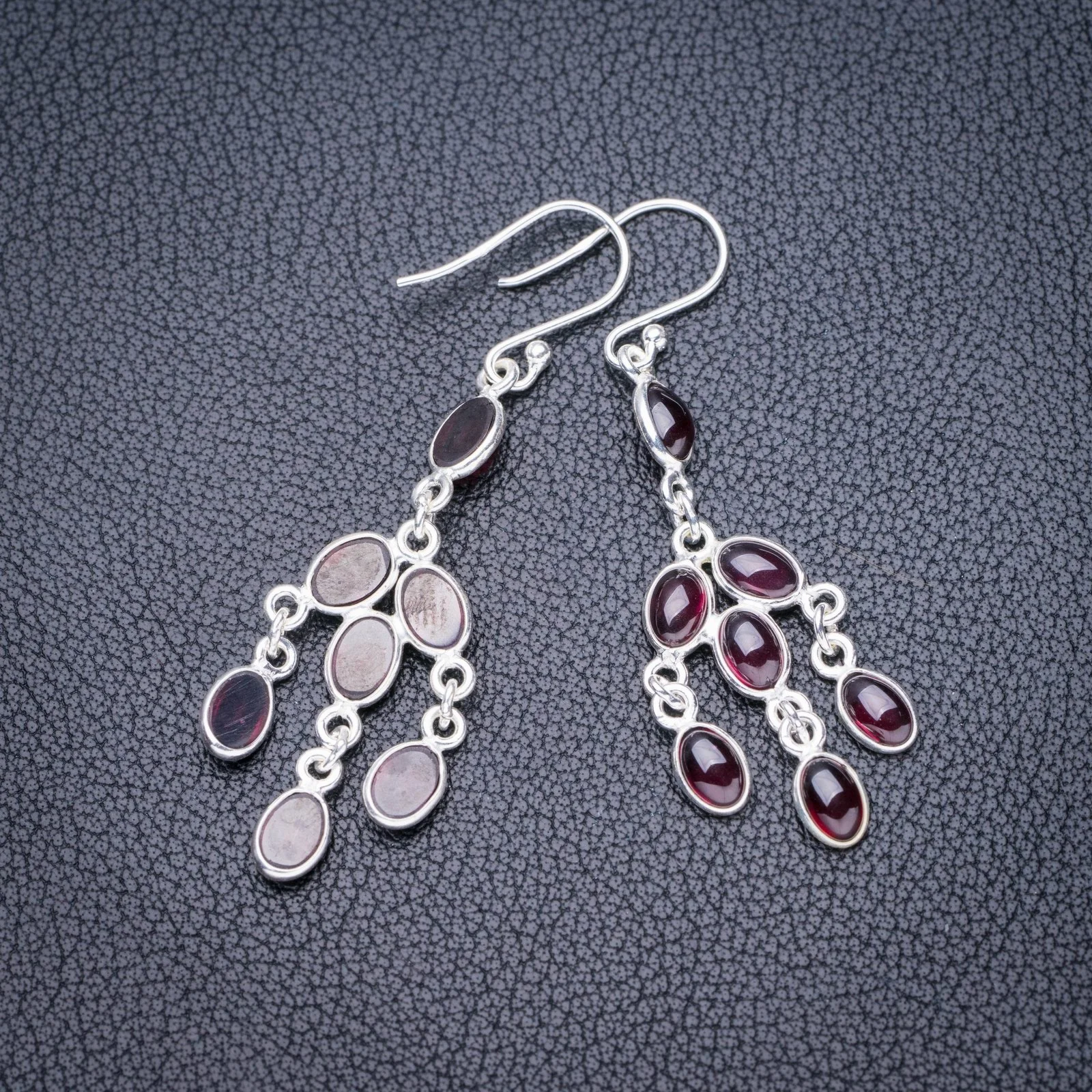 

Серьги из серебра с натуральным аметистом и кисточкой, 2 дюйма, E5695